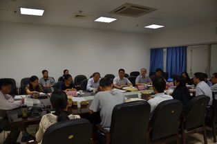 校本科教学工作评估专家组对外国语学院进行现场考察