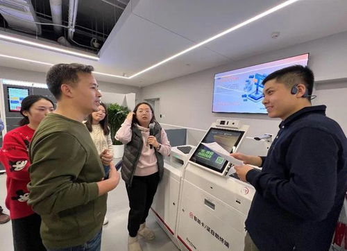 北京邮电大学经济管理学院一行赴软通动力参观交流