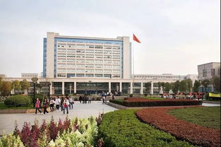 树兰国际医学院今日发出首封录取通知书 郑树森院士亲任 邮差 送惊喜