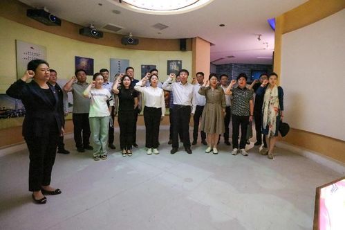 中原科技学院与北京邮电大学继续教育学院深入开展党纪学习教育，筑牢思想防线